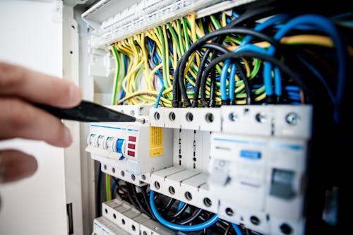 électricien sallanches passy rapide pour dépannage 24h 24 7j 7